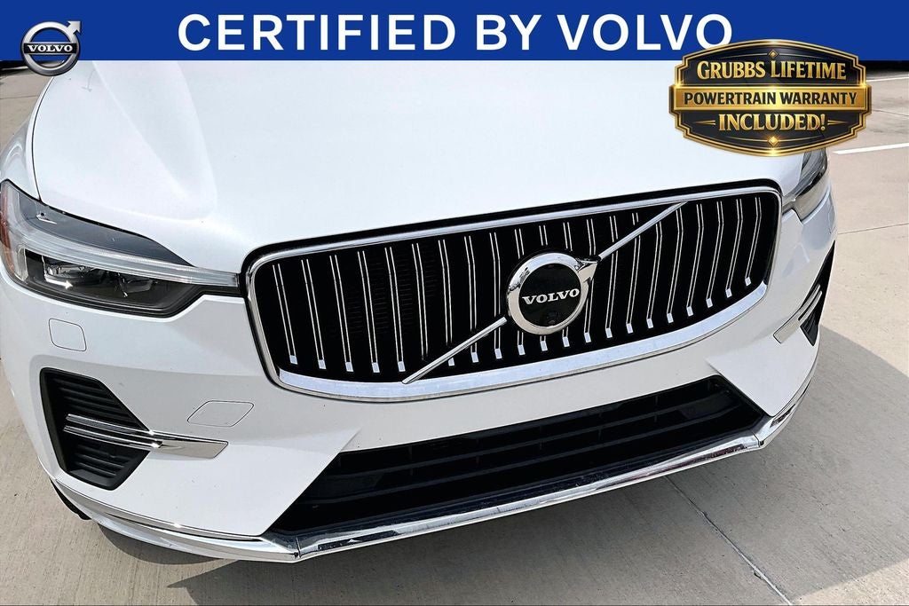 2023 Volvo XC60 B5 Ultimate Bright Theme