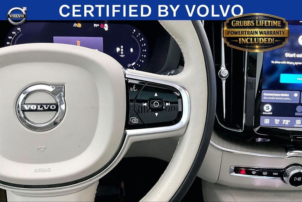 2023 Volvo XC60 B5 Ultimate Bright Theme