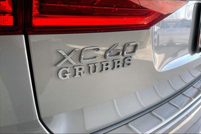 2023 Volvo XC60 B5 Ultimate Bright Theme