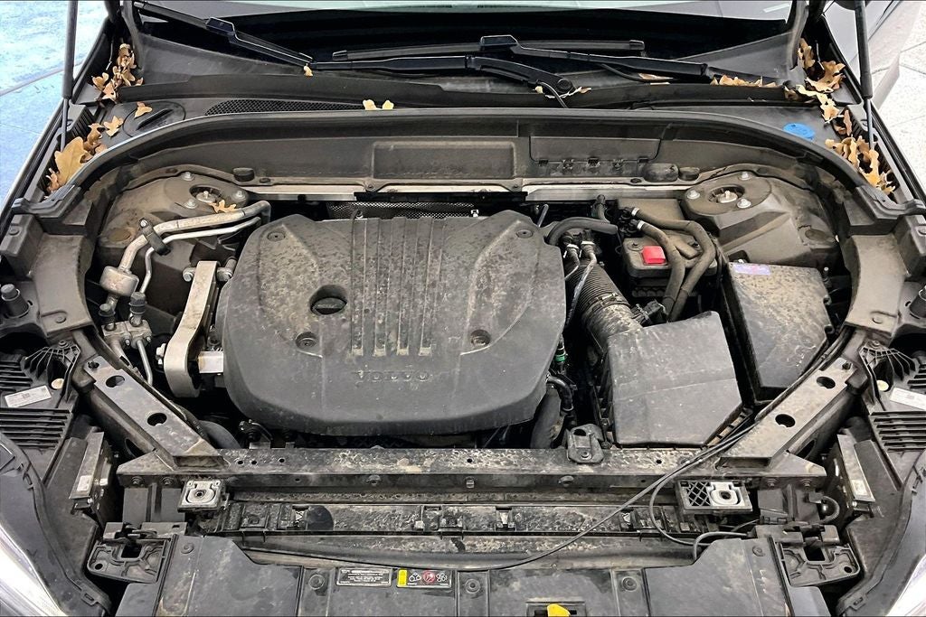 2023 Volvo XC60 B5 Ultimate Bright Theme