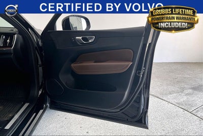 2023 Volvo XC60 B5 Plus Bright Theme