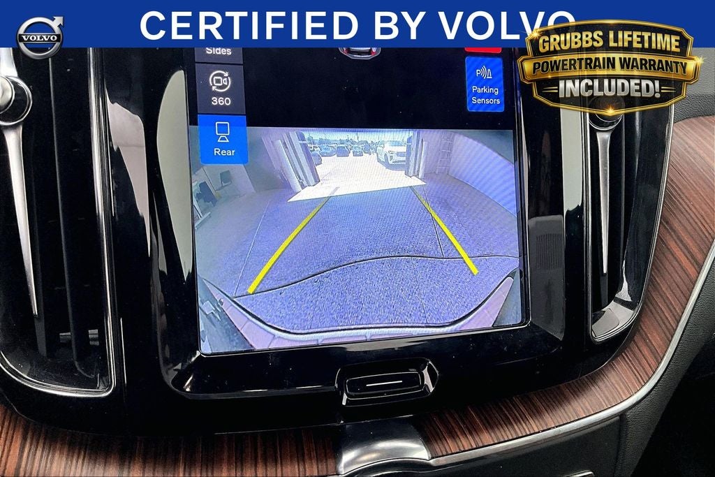 2023 Volvo XC60 B5 Plus Bright Theme