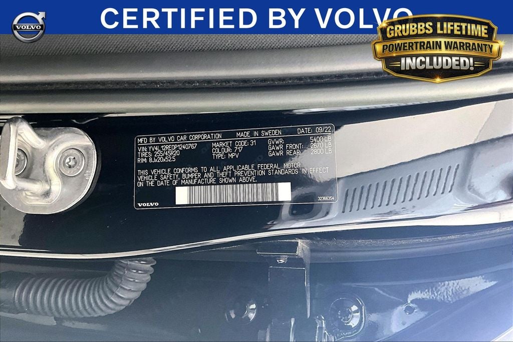 2023 Volvo XC60 B5 Plus Bright Theme