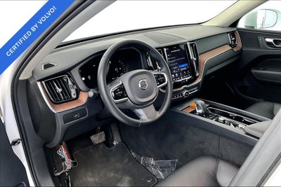 2023 Volvo XC60 B5 Plus Bright Theme