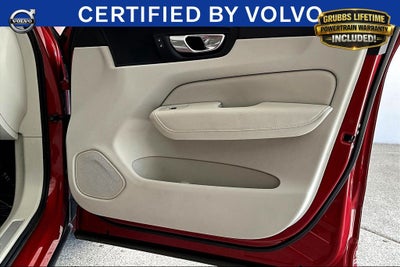 2023 Volvo XC60 B5 Plus Bright Theme
