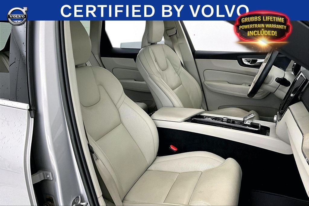 2023 Volvo XC60 B5 Ultimate Bright Theme