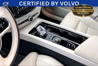 2023 Volvo XC60 B5 Ultimate Bright Theme
