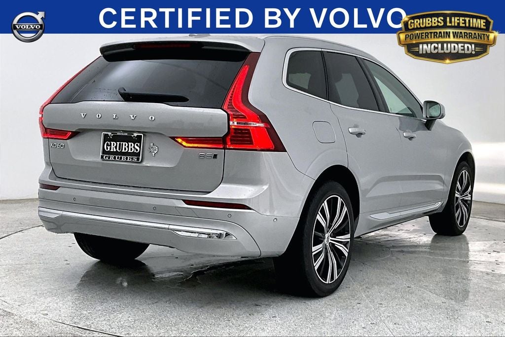 2023 Volvo XC60 B5 Ultimate Bright Theme