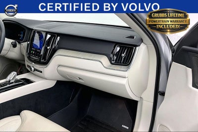2023 Volvo XC60 B5 Ultimate Bright Theme