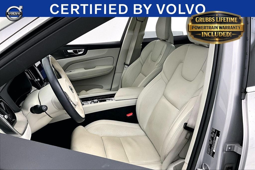 2023 Volvo XC60 B5 Ultimate Bright Theme