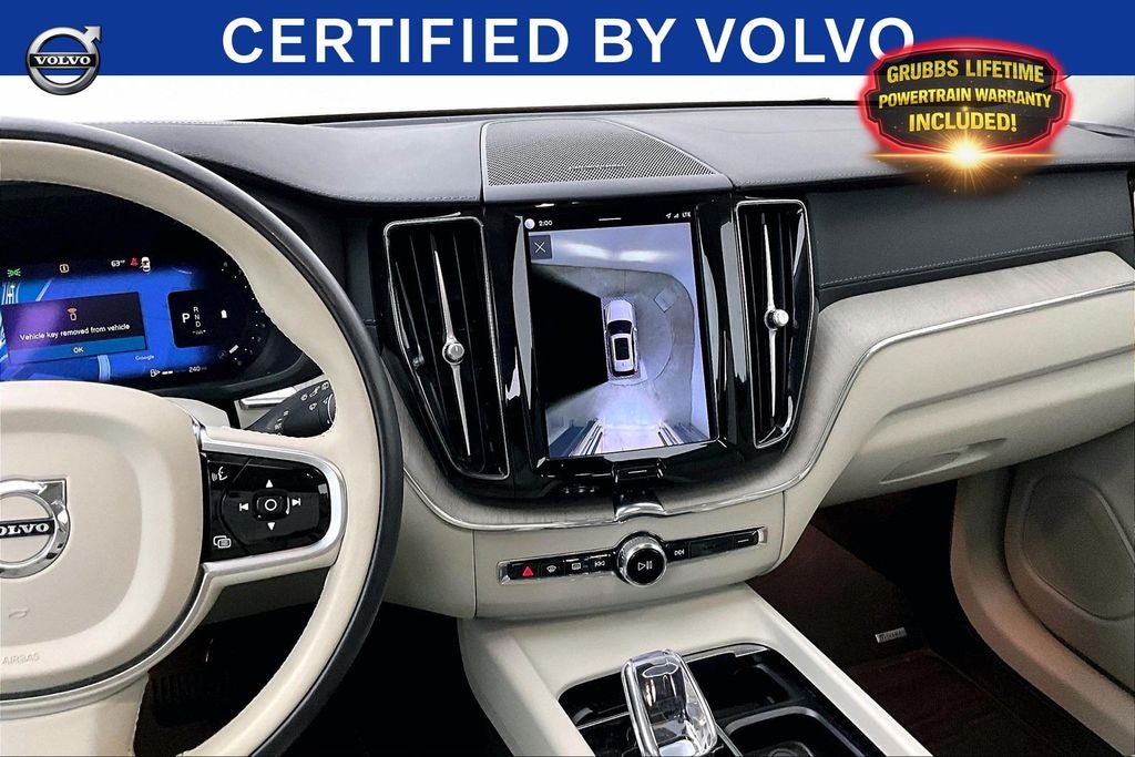 2023 Volvo XC60 B5 Ultimate Bright Theme