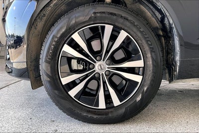 2024 Volvo XC60 B5 Core