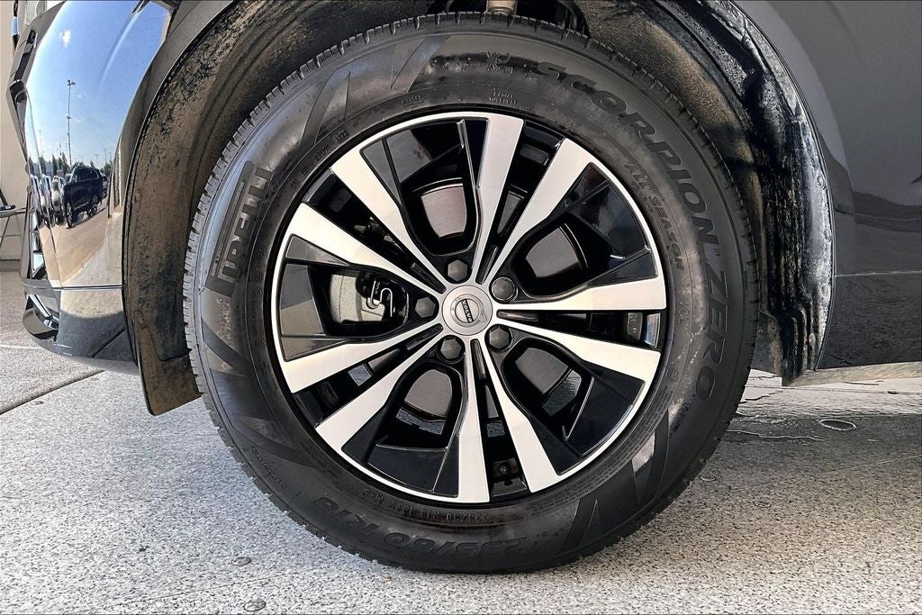 2024 Volvo XC60 B5 Core