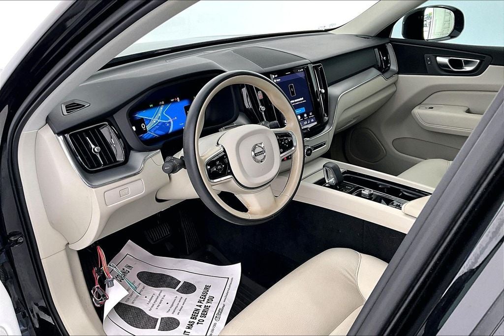2024 Volvo XC60 B5 Core