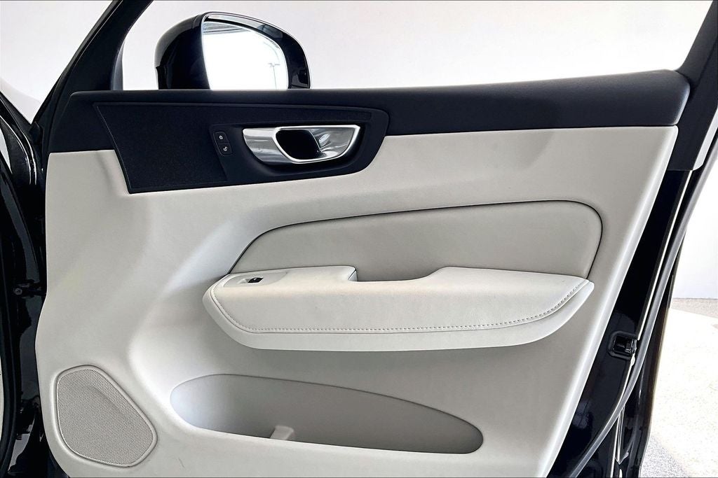 2024 Volvo XC60 B5 Core