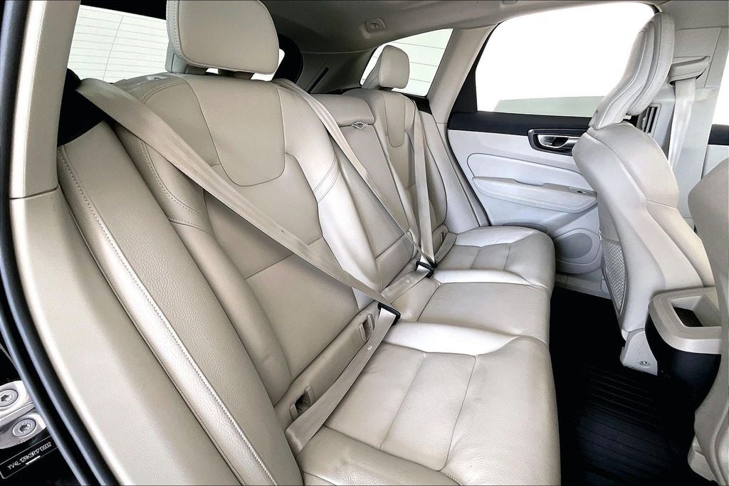 2024 Volvo XC60 B5 Core