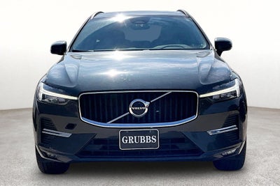 2022 Volvo XC60 B5 Momentum