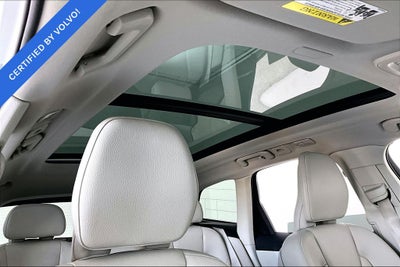 2024 Volvo XC60 B5 Core Dark Theme