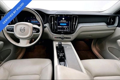 2024 Volvo XC60 B5 Plus Dark Theme