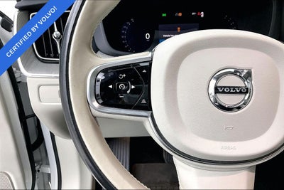 2024 Volvo XC60 B5 Plus Dark Theme