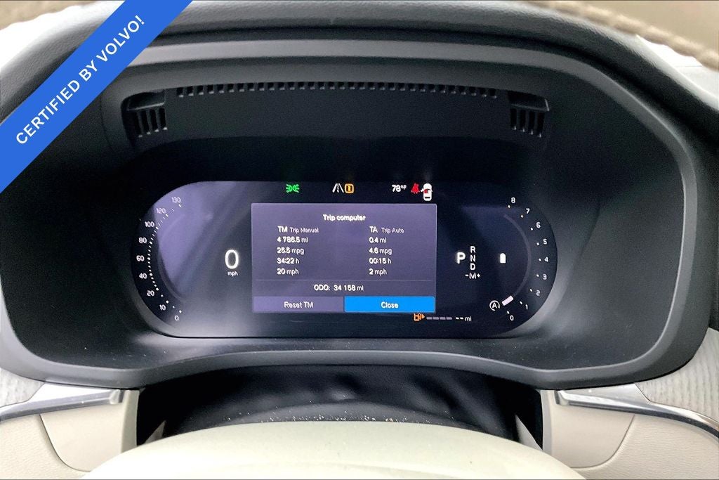 2024 Volvo XC60 B5 Plus Dark Theme