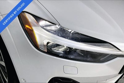 2024 Volvo XC60 B5 Plus Dark Theme