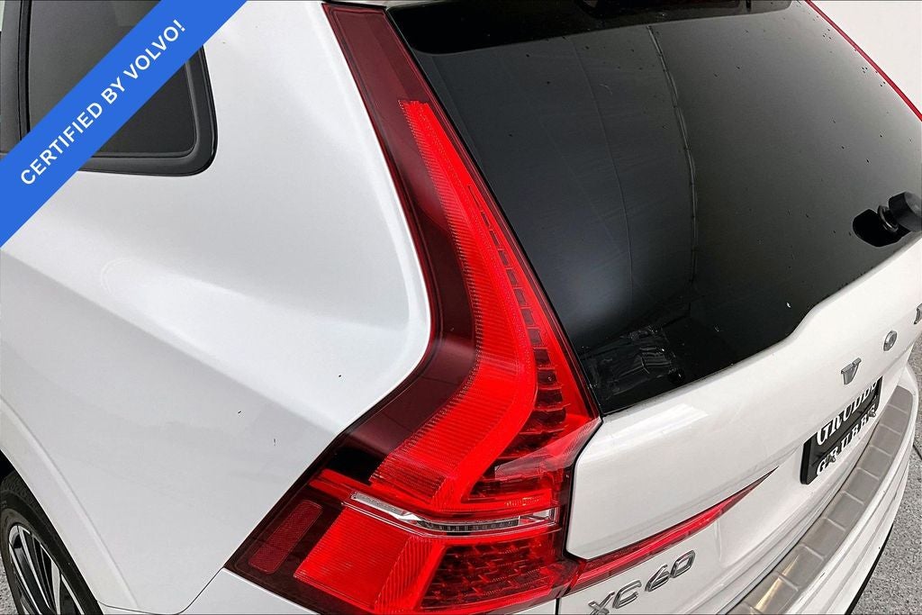2024 Volvo XC60 B5 Plus Dark Theme