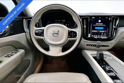 2024 Volvo XC60 B5 Plus Dark Theme