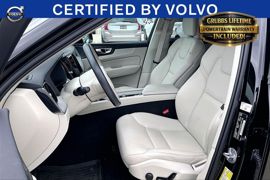 2024 Volvo XC60 B5 Plus Dark Theme