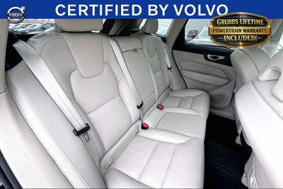 2024 Volvo XC60 B5 Plus Dark Theme