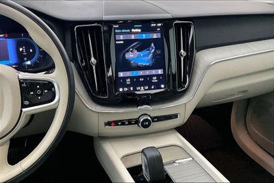 2024 Volvo XC60 B5 Plus Dark Theme