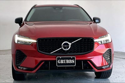 2024 Volvo XC60 B5 Plus Dark Theme
