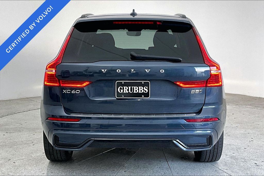 2024 Volvo XC60 B5 Plus Dark Theme