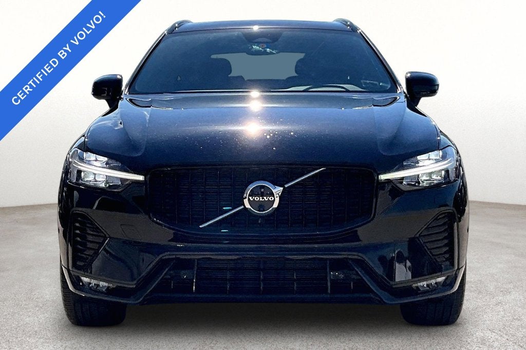 2024 Volvo XC60 B5 Plus Dark Theme