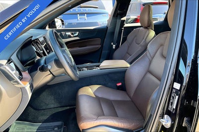 2024 Volvo XC60 B5 Plus Dark Theme