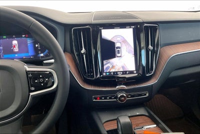 2024 Volvo XC60 B5 Plus Dark Theme