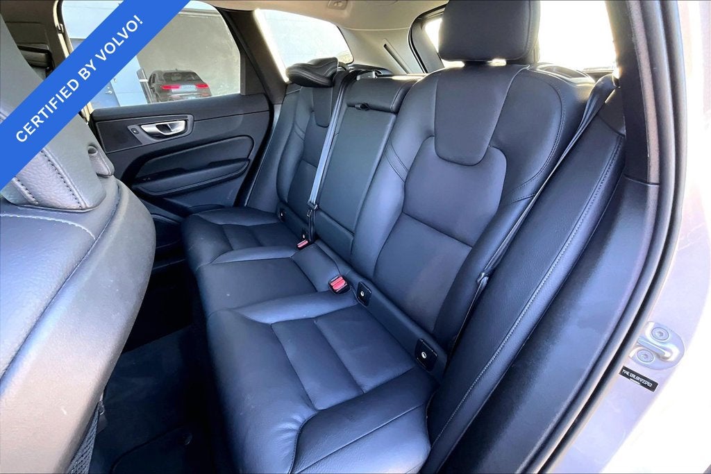 2024 Volvo XC60 B5 Plus Dark Theme