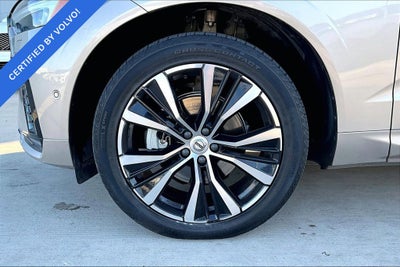 2024 Volvo XC60 B5 Plus Dark Theme