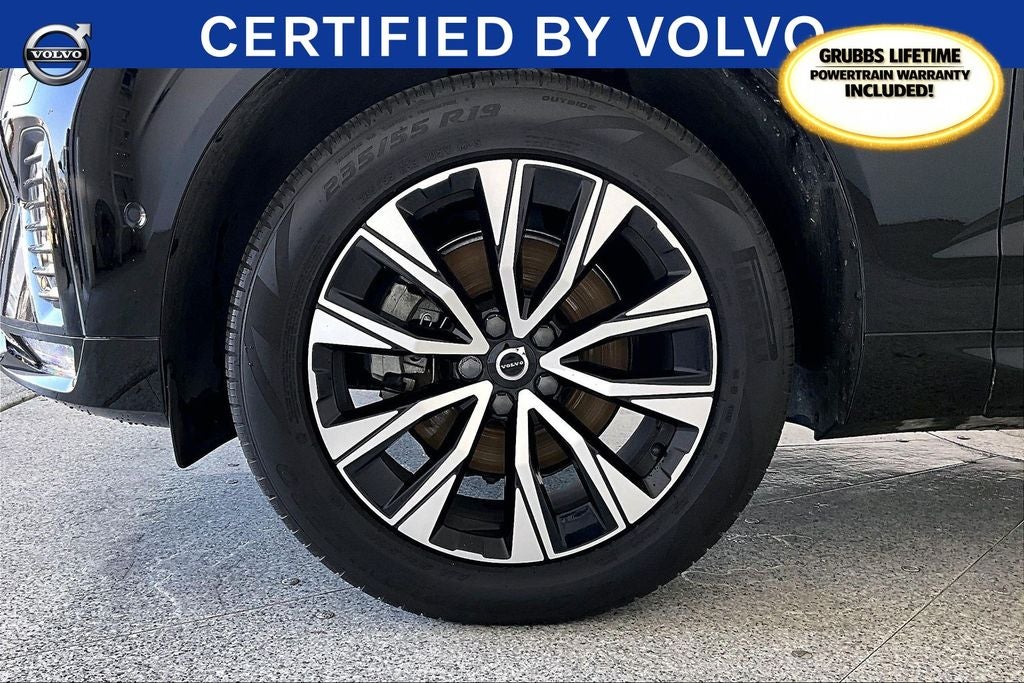 2024 Volvo XC60 B5 Plus Dark Theme