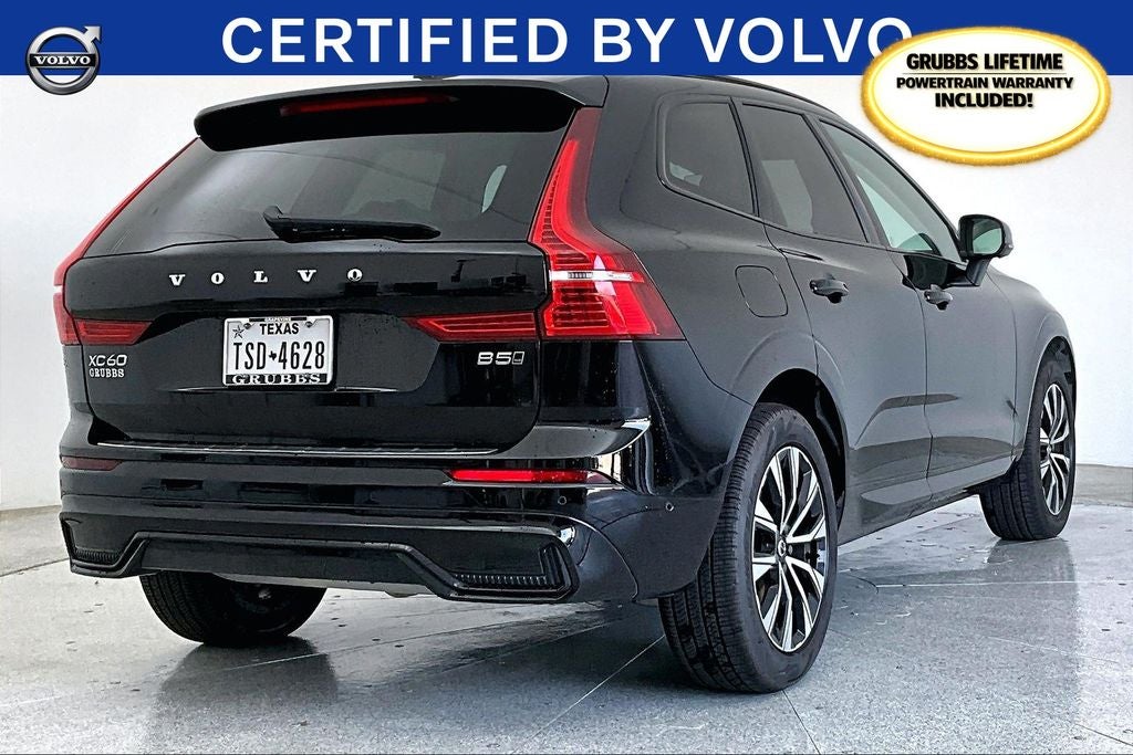 2024 Volvo XC60 B5 Plus Dark Theme