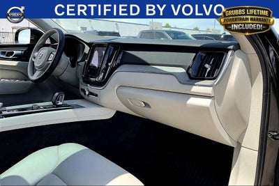 2024 Volvo XC60 B5 Plus Dark Theme