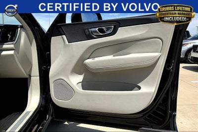 2024 Volvo XC60 B5 Plus Dark Theme