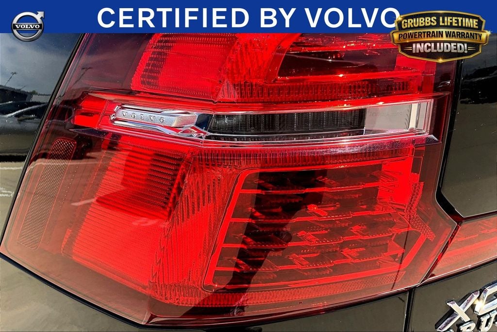 2024 Volvo XC60 B5 Plus Dark Theme