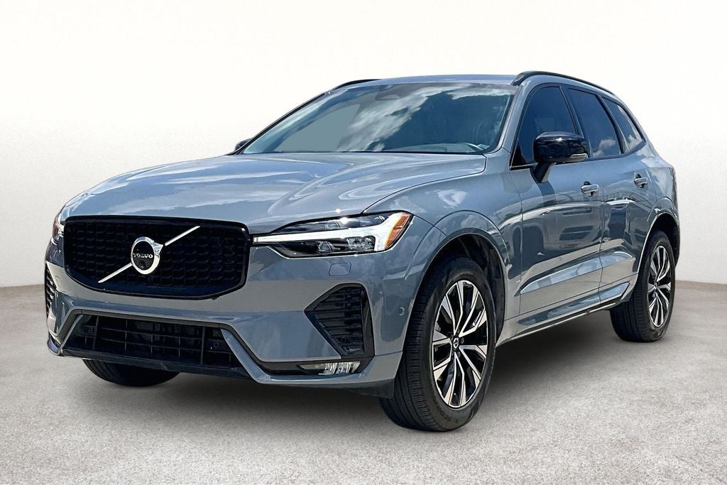 2024 Volvo XC60 B5 Plus Dark Theme