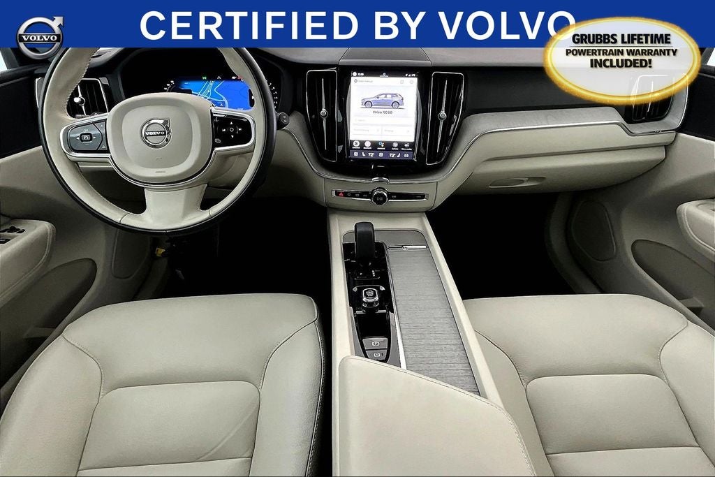 2024 Volvo XC60 B5 Plus Dark Theme