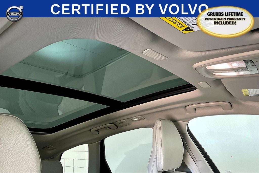 2024 Volvo XC60 B5 Plus Dark Theme