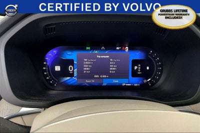 2024 Volvo XC60 B5 Plus Dark Theme