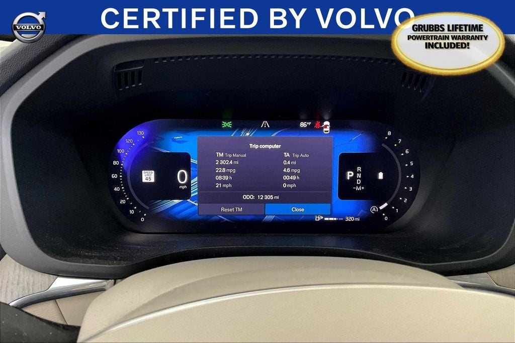 2024 Volvo XC60 B5 Plus Dark Theme