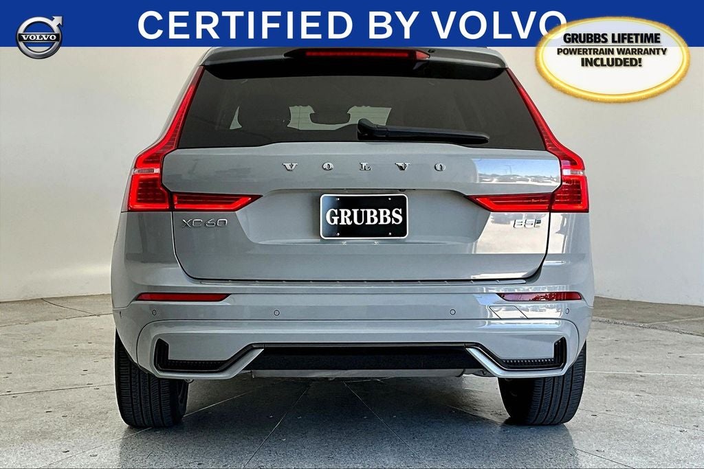 2024 Volvo XC60 B5 Plus Dark Theme