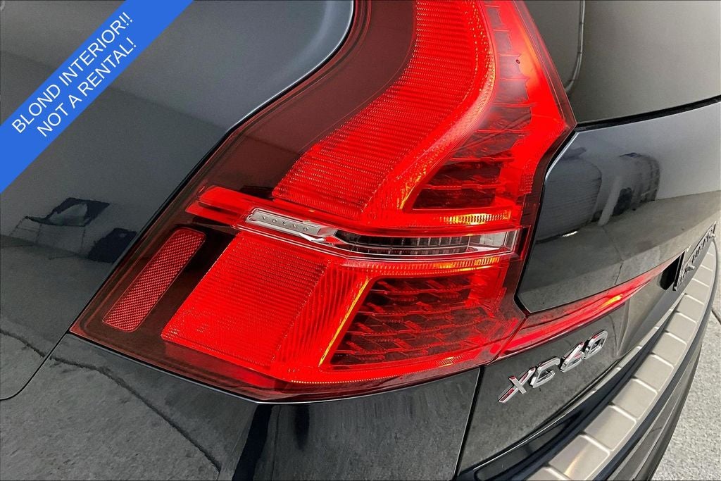 2024 Volvo XC60 B5 Plus Dark Theme